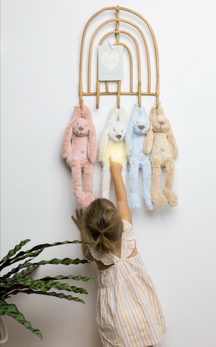 Maak bedtijd magisch met Rabbit Richie Nightlight van Happy&nbsp;Horse