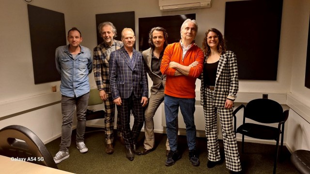 Bakelied live bij Dossier Mastenbroek op Den Haag FM