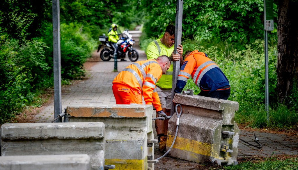 Plaatsing hekken voor&nbsp;NAVO-top