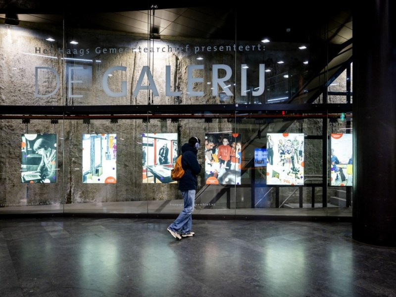 Bieb Bieb Hoera! 120 jaar Bibliotheek Den Haag gevierd met beeldverhaal in Haagse&nbsp;tramtunnel
