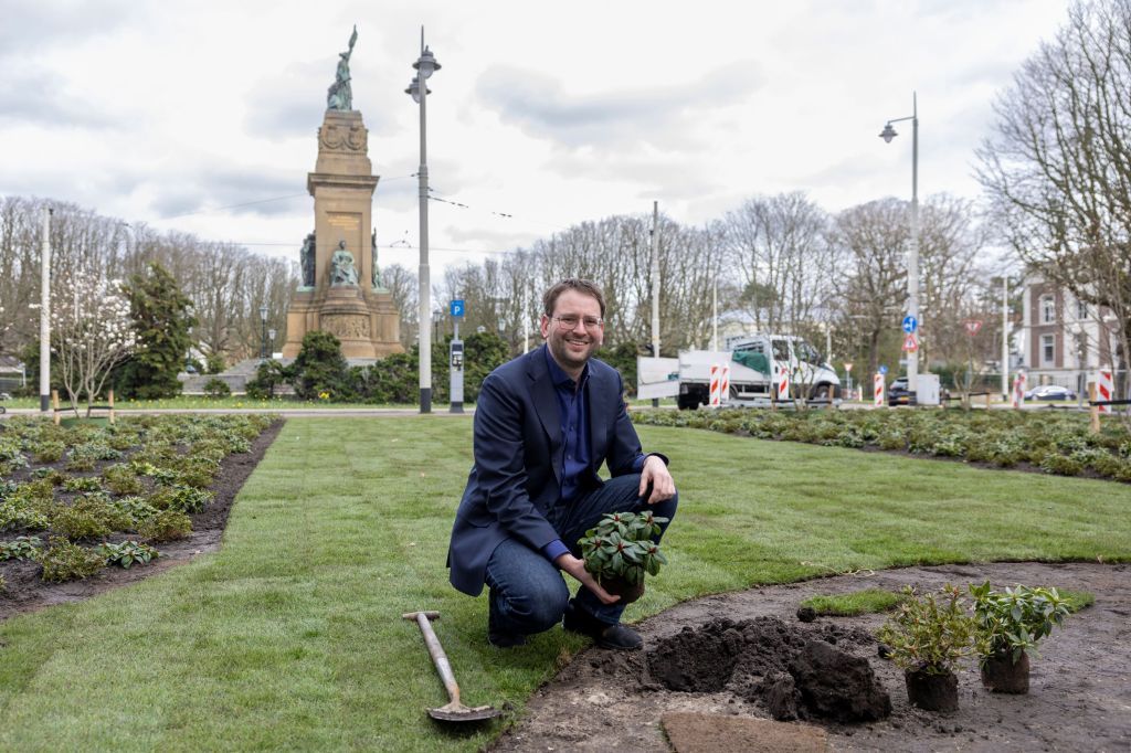 Plein 1813 wordt groener en&nbsp;aantrekkelijker