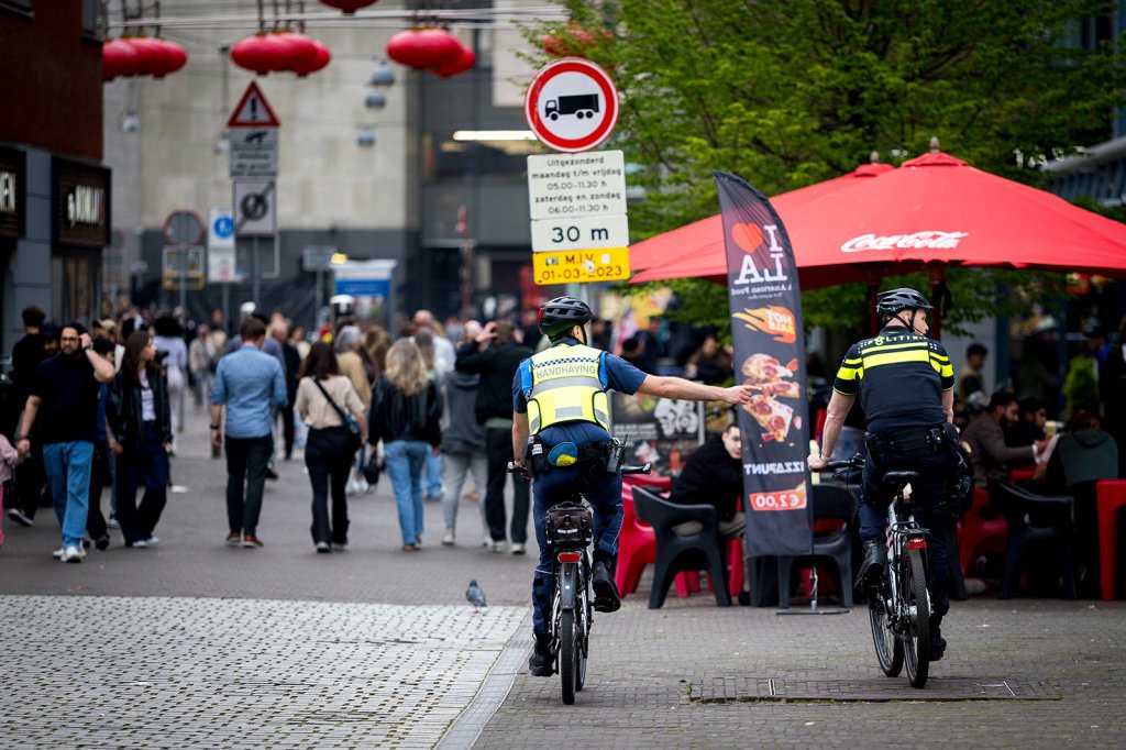 Handhavingsacties in het centrum, bij de kermis en Centraal&nbsp;Station