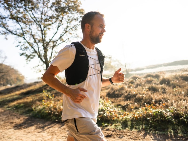 VIDEO: 3FM-dj Wijnand Speelman hardlopend de Mont Ventoux op voor&nbsp;ALS