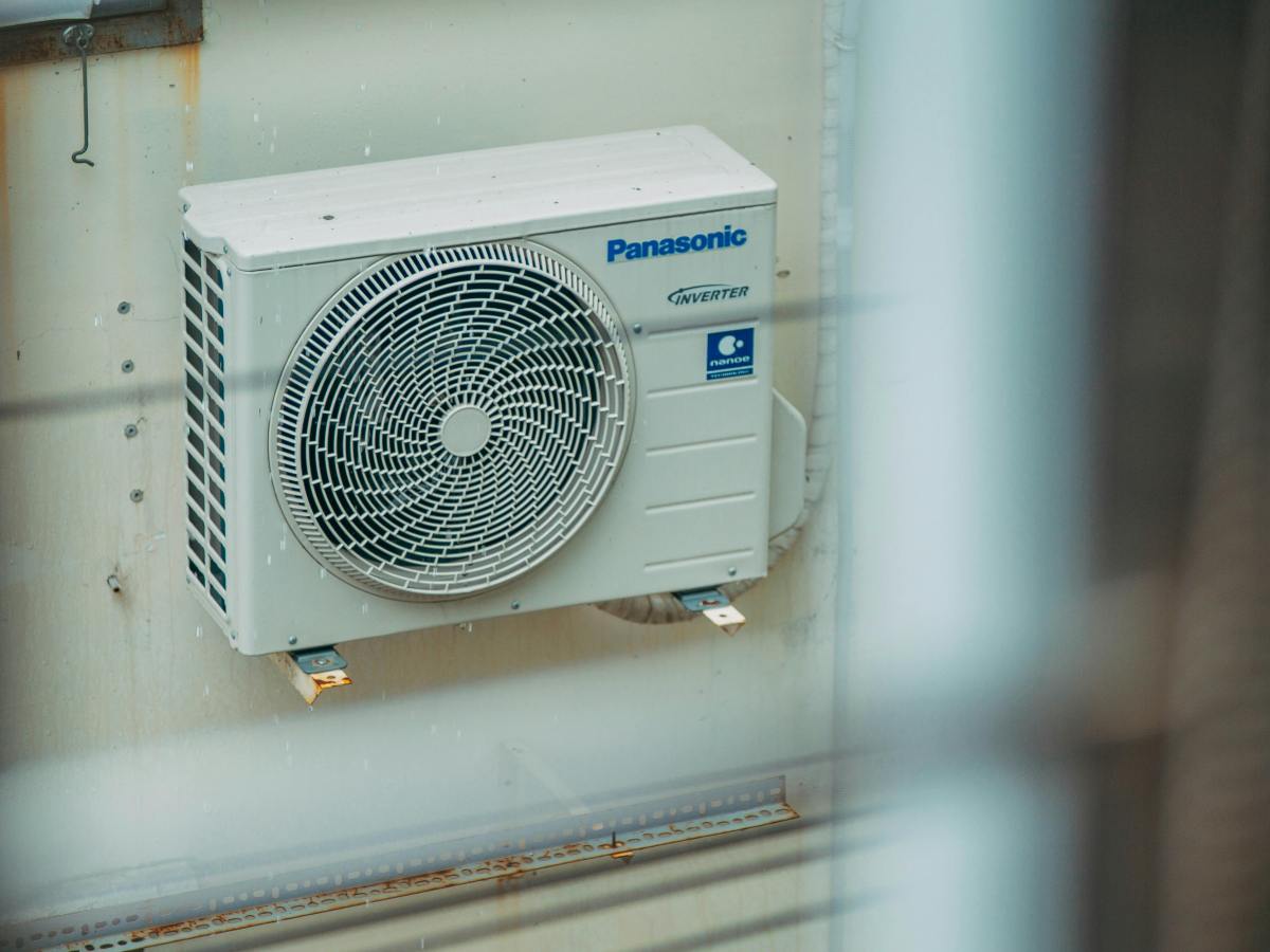 Hitte zorgt voor explosieve run op airco-installateurs: vraag met meer dan 300%&nbsp;gestegen