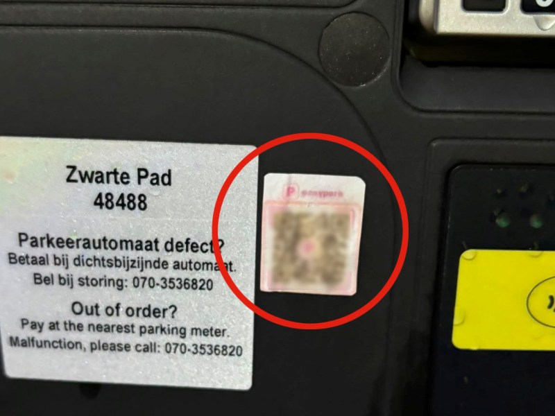 Gemeente waarschuwt voor valse QR-codes op parkeerautomaten in