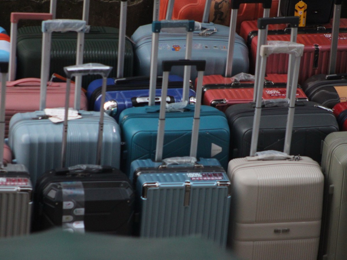 Overpakken op vakantie: 51% neemt kleding mee waarvan ze weten dat die ongedragen&nbsp;blijft